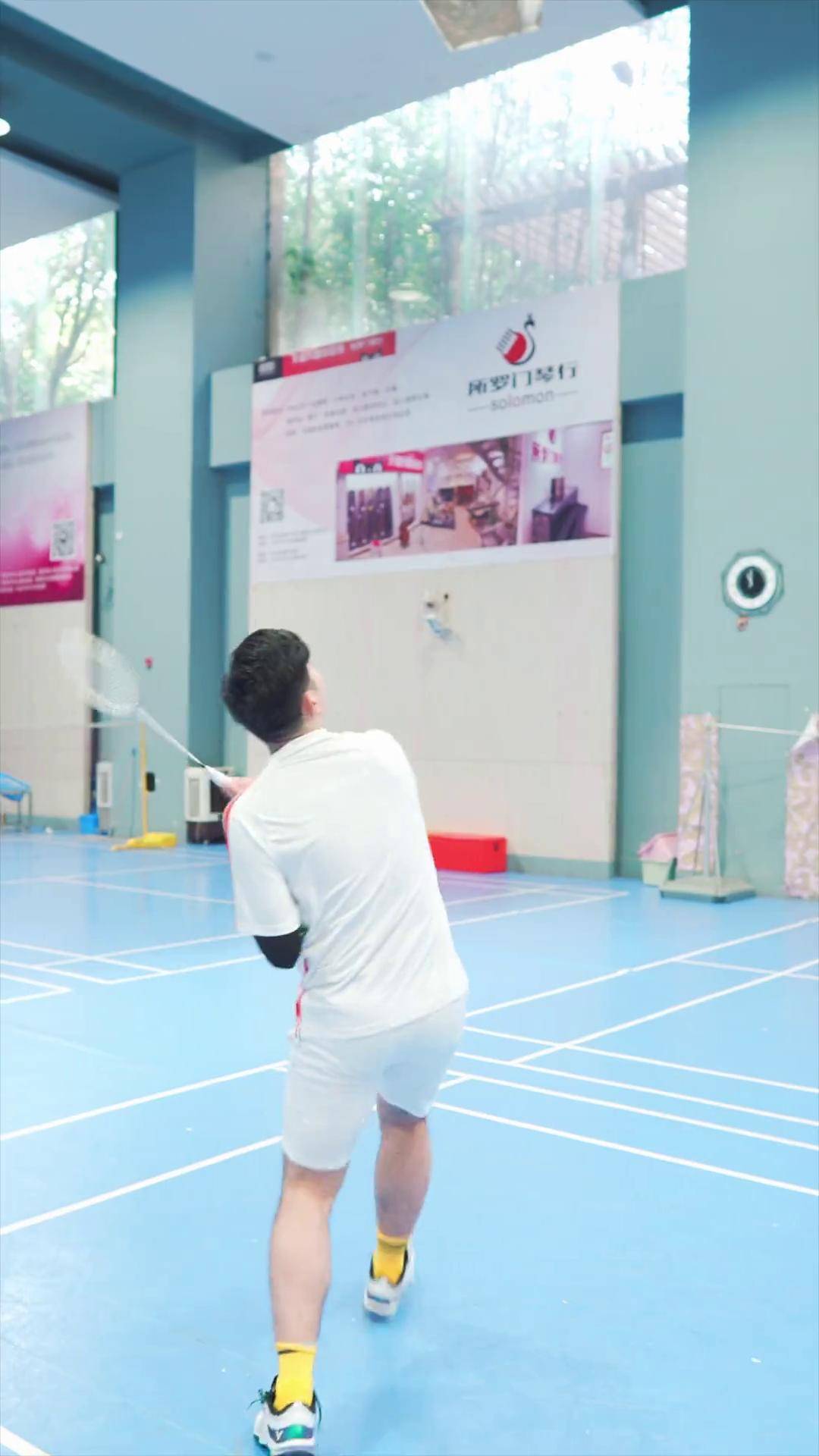 关于印度羽毛球队鏖战英格兰羽毛球队，陶菲克惊艳世界的信息