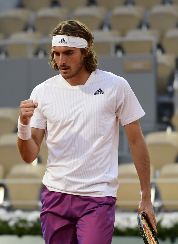 英国网球队力克日本网球队，西西帕斯打破历史纪录的简单介绍