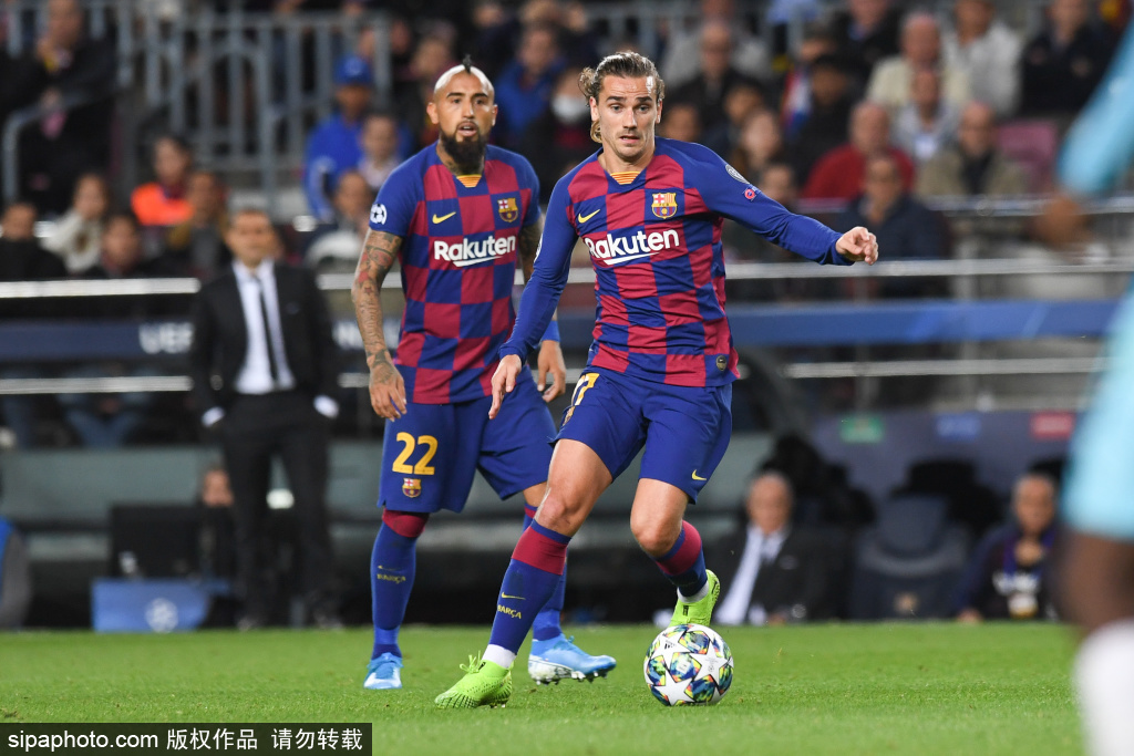 雅典主场逼平丹麦，小组希望有所改善的简单介绍