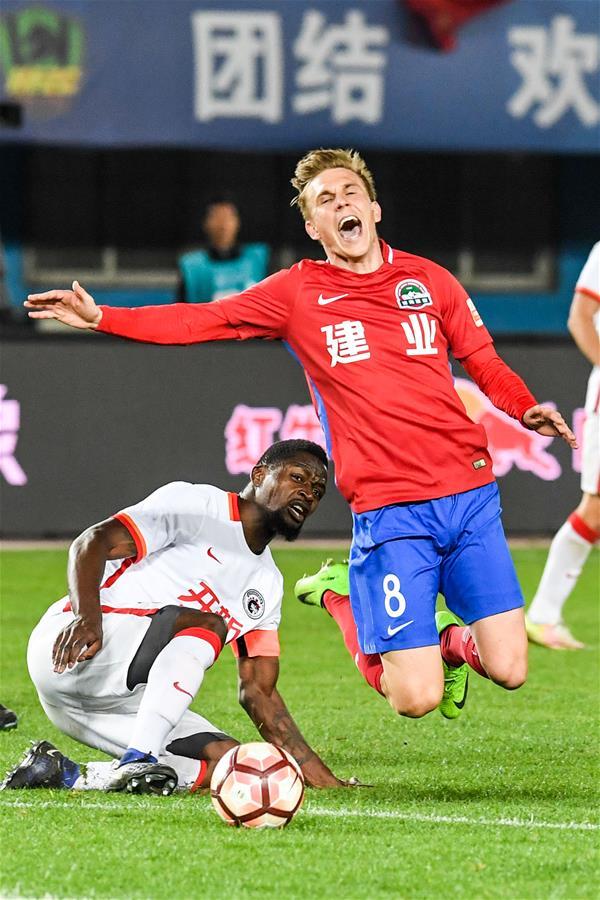 足球较量细节：河南建业攻守平衡全面发力迎来上升期的简单介绍