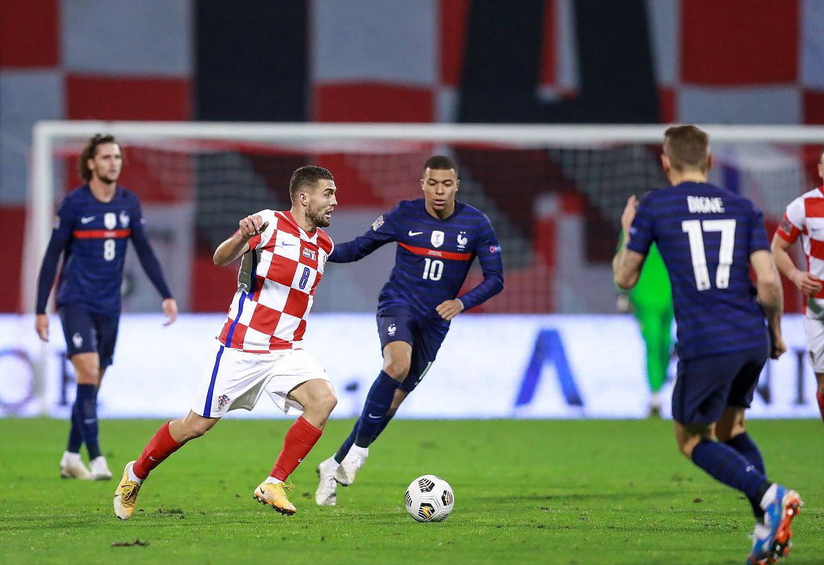 意大利大战克罗地亚,激烈角逐无悬念的简单介绍 意大利大战克罗地亚,激烈角逐无悬念的简单介绍