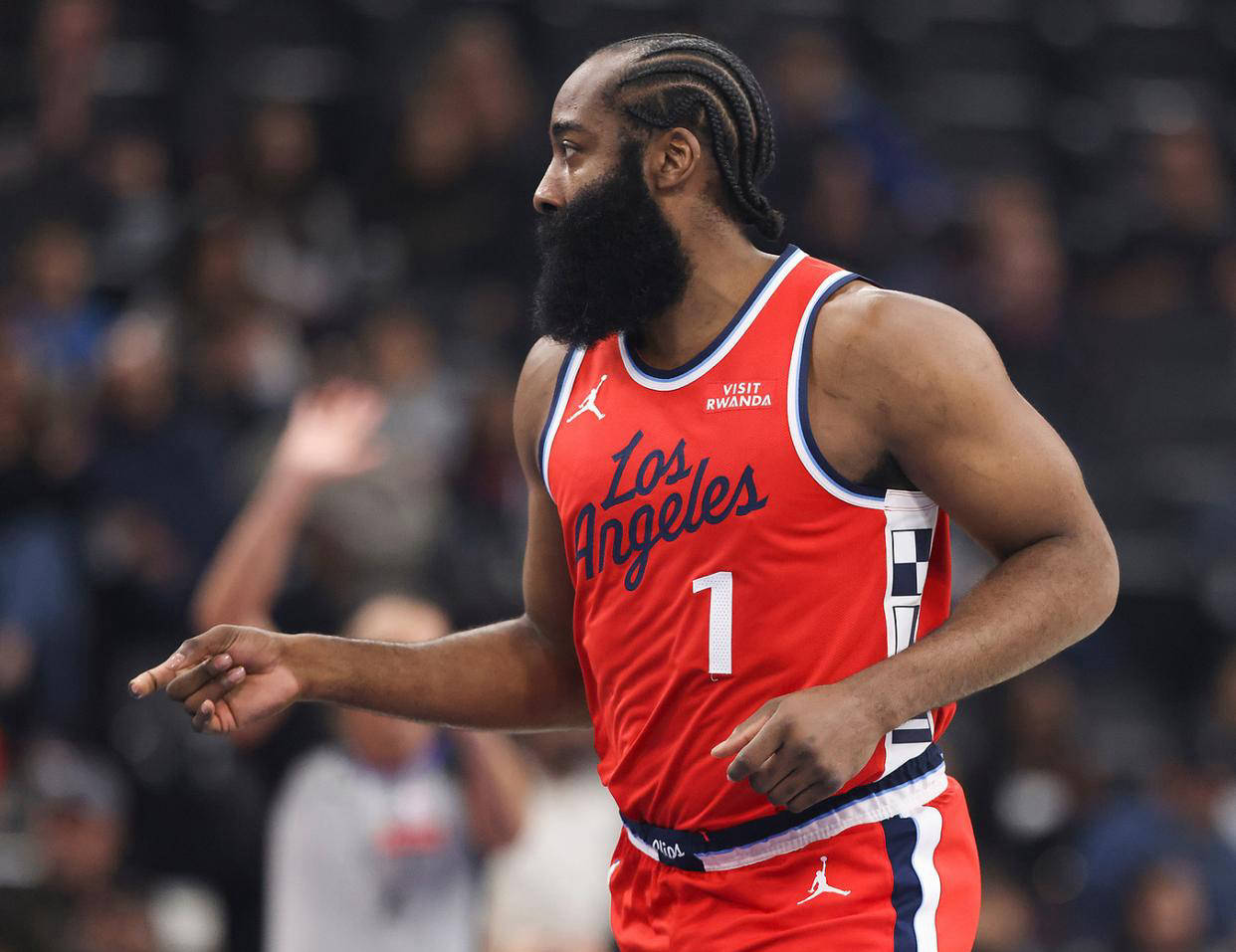 快船逆转北京队，布伦森带队取胜