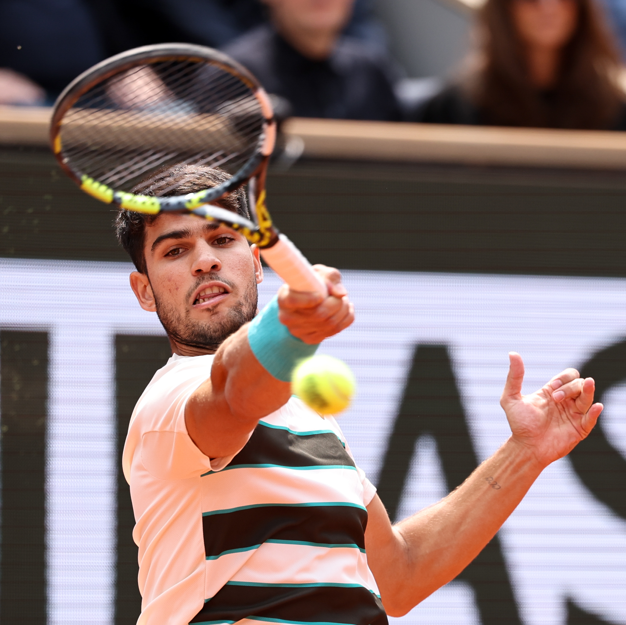 美国网球队强势澳大利亚网球队，阿尔卡拉斯统治全场的简单介绍