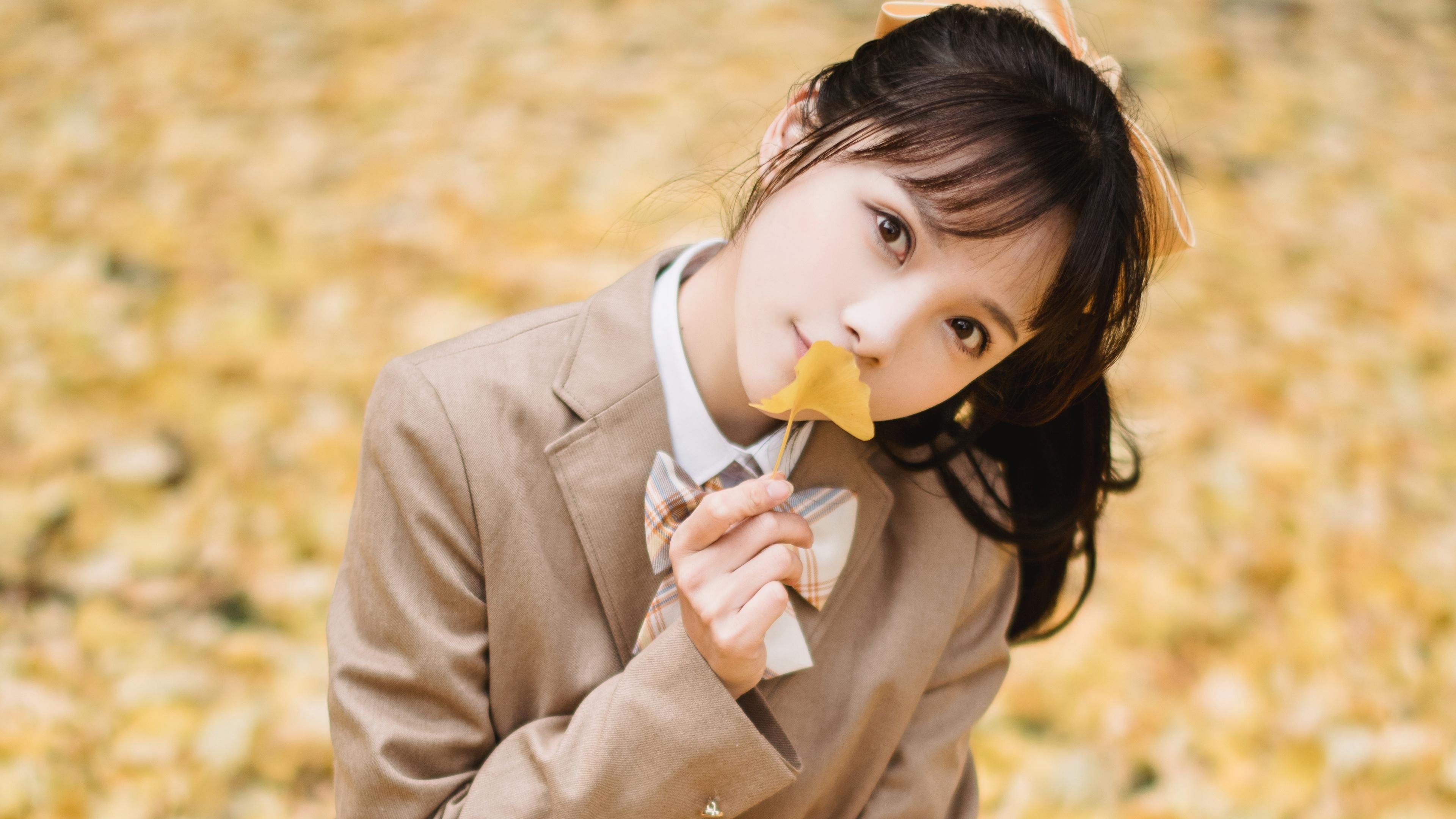 街道上的东西方对决，当F1引擎轰鸣遇见日本足球压制尤文