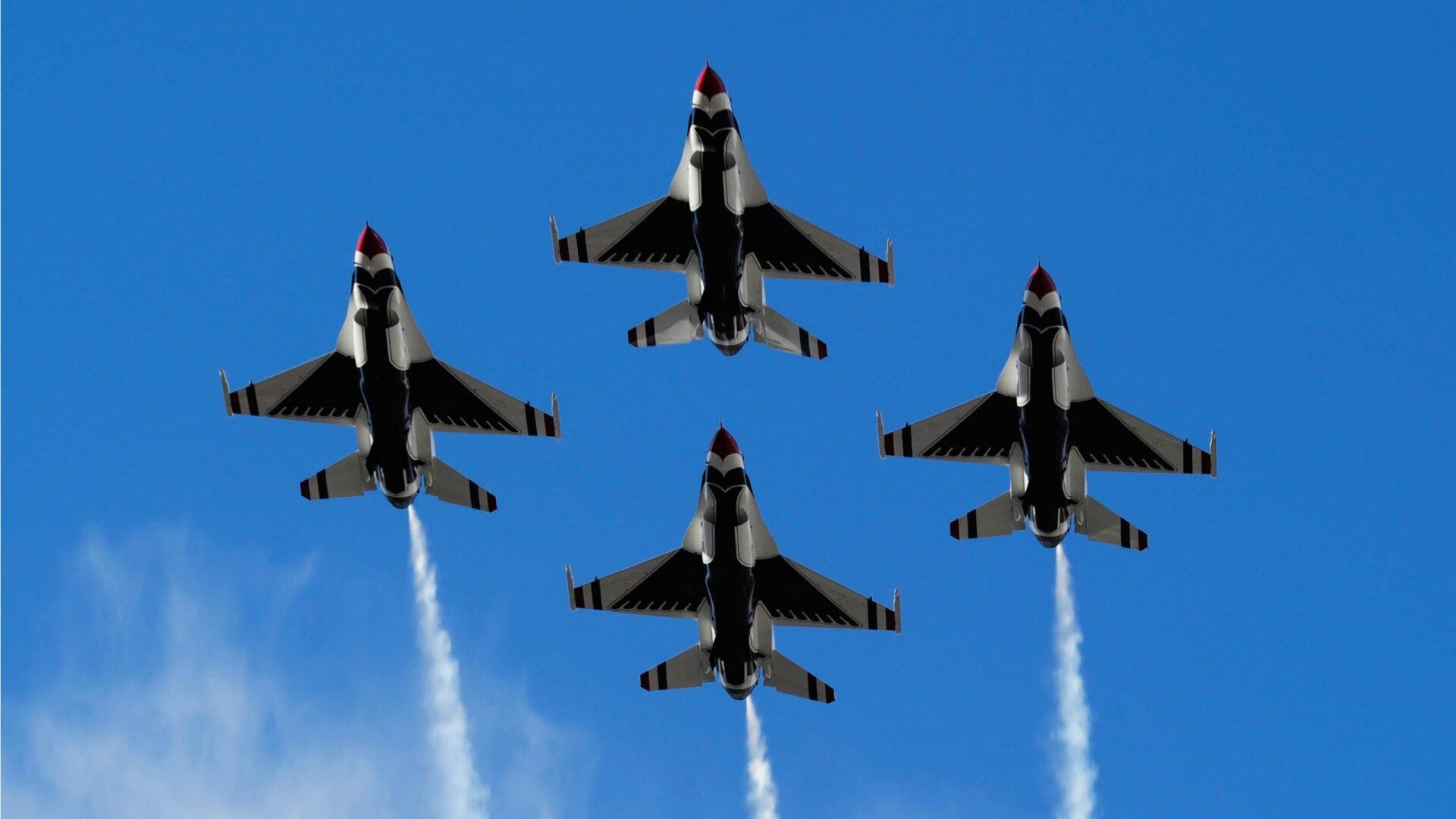 东决关键战之夜,黄喜灿冠军级表现点燃全场