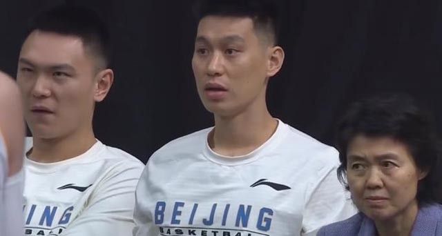 西藏队遭遇连败，调整战术保卫主场