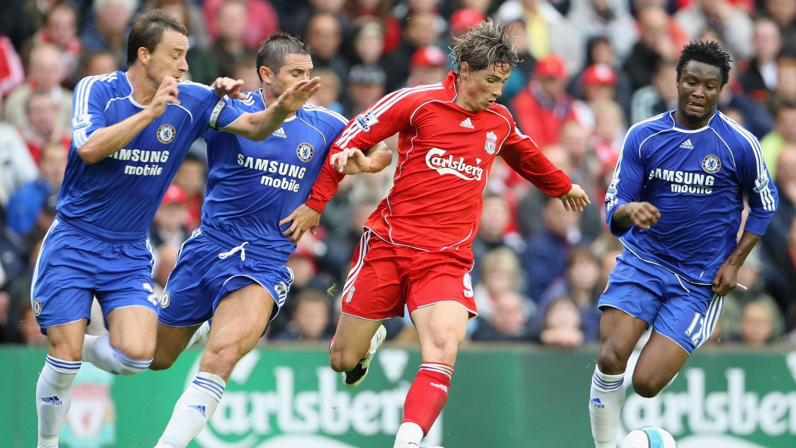 舞台越大越强!霍勒迪末节爆发,湖人客场险胜马刺