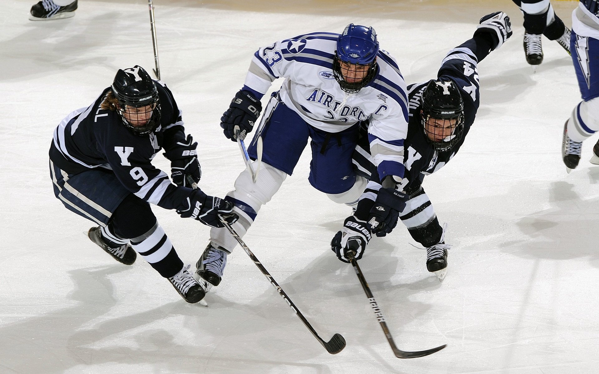 卡马文加加时绝杀闪耀全场,乌克兰逆境翻盘委内瑞拉